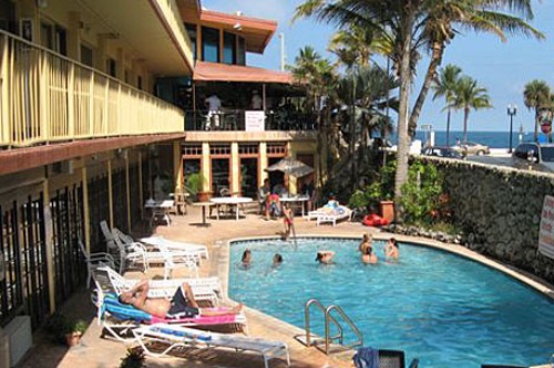 Sea Club Resort 003